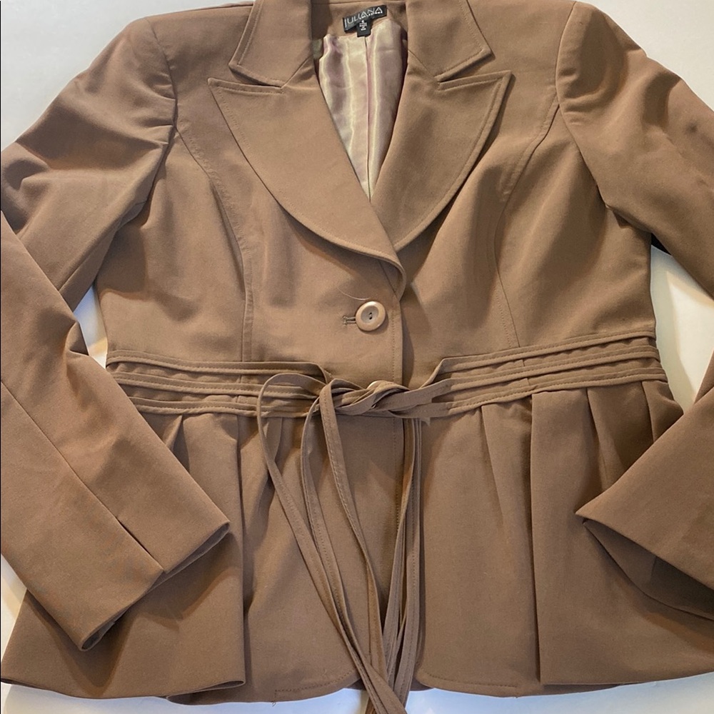 NWT Juliana Collezione Fawn Coloured Blazer with Belted Waist